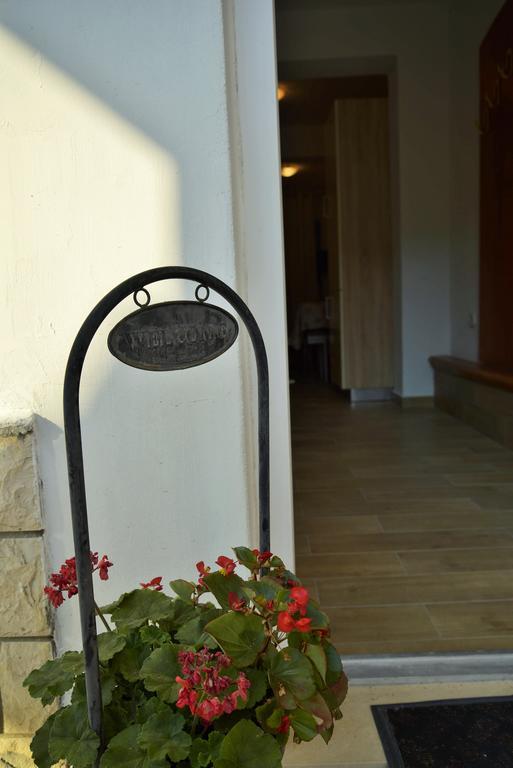 Apartments Dumencic Rab Mundanije Exterior photo